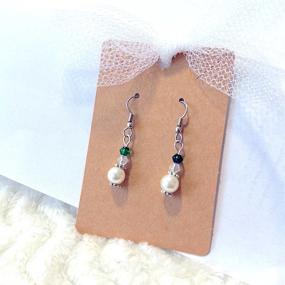 Beautiful Handmade Jewelry & Gift Beaded Dangle Earrings, Pearl+Green Glass Bead - Picture 2 of 16